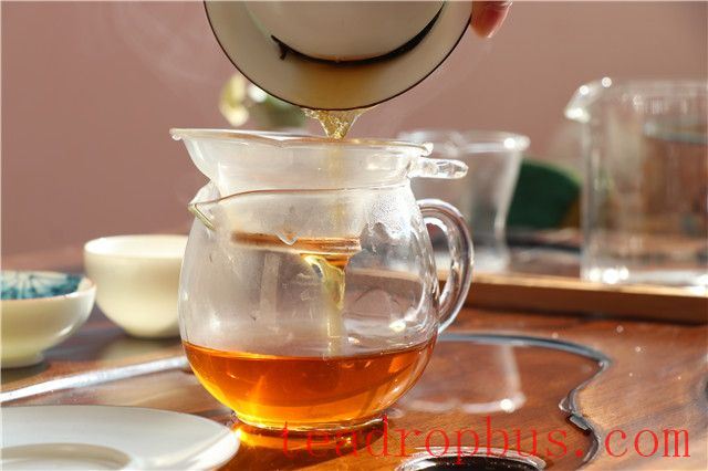 Dian Hong Tea: Number of Steeps-3