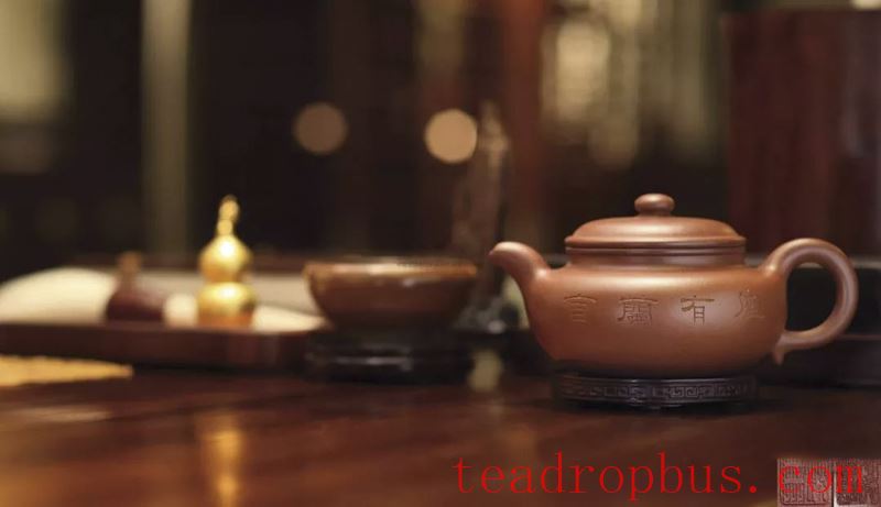 How Long Does It Take to Make a Purple Clay Teapot?-3