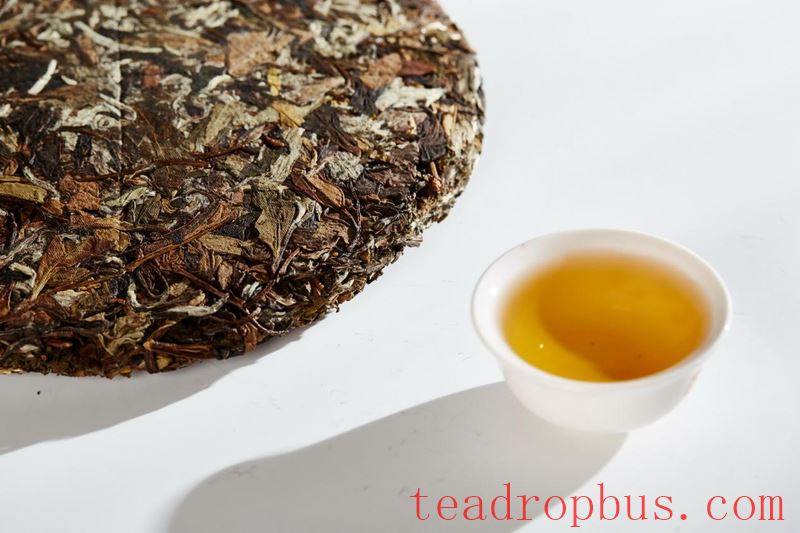 Beat the Heat with Heat: Drinking Tea During the Dog Days-5