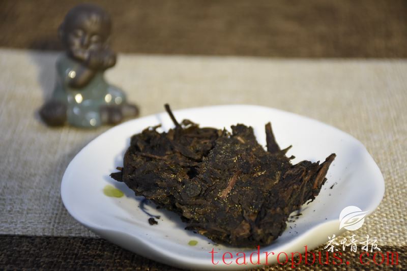 What Goes Well with Dark Tea?-1