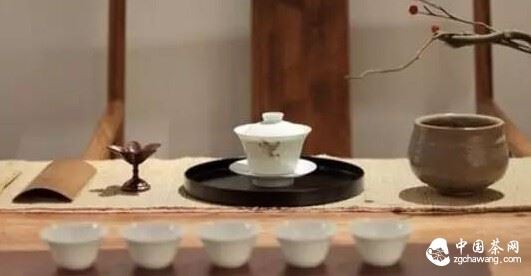 Tone is the way people speak, and tea ware is the way tea speaks.-1