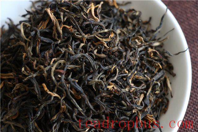 What are the benefits and effects of black tea?-1
