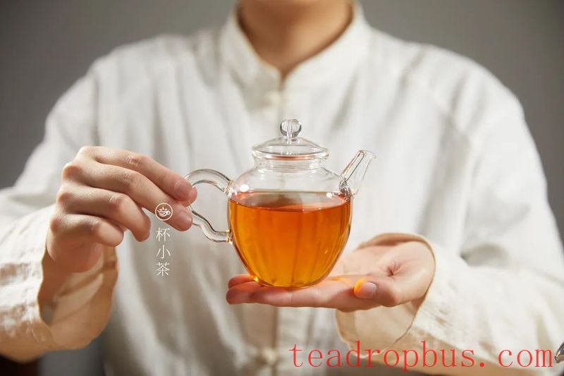 Air Conditioning Can Make You Unwell! Here's How Tea Lovers Deal with It-3