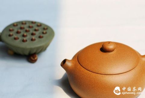 How to Nurture a Beautiful Teapot?-2-ChinaTeaGuru: Exploring Chinese Tea Culture and Kung Fu Tea - Tea Art, Tea Ceremony, Tea Knowledge How to Nurture a Beautiful Teapot?-2