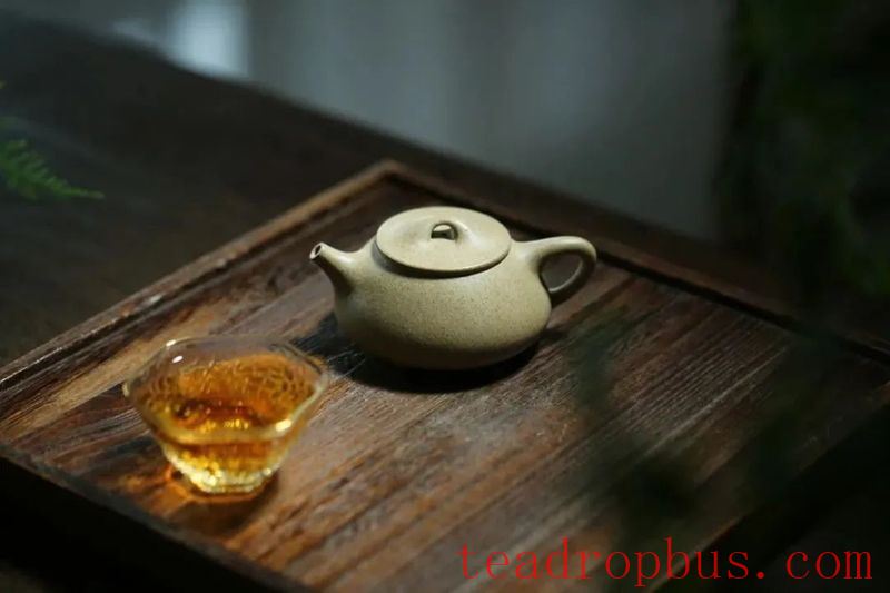 The Experts' Secret Formula for Nourishing a Purple Clay Teapot: Simple Yet Effective-6