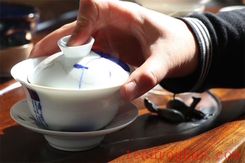 Why does the same tea taste different every time?-3