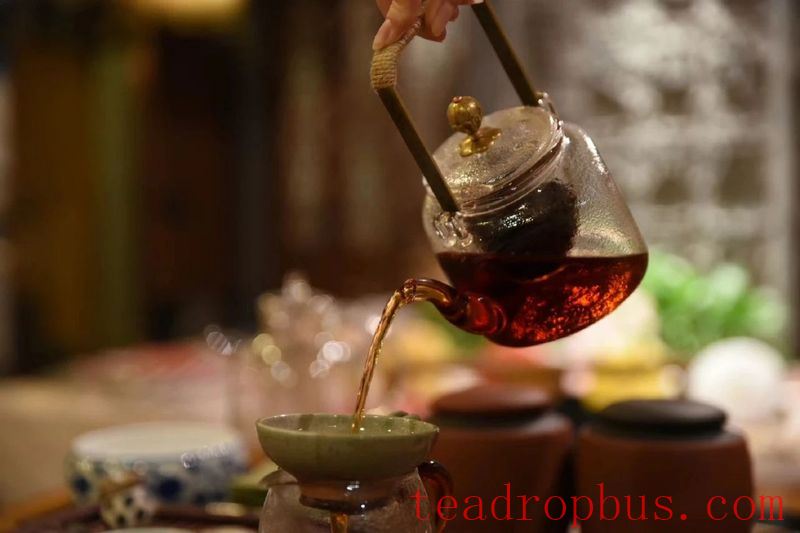 Why do some people lose weight while others see no change when drinking Pu'er tea?-1