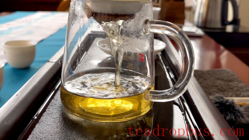 How to Drink Ban Zhang Tea: Brewing Method for Ban Zhang Large Tree Tea-13