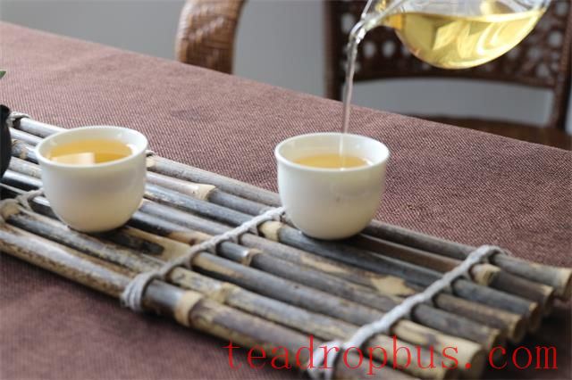 Tea, a Stream of Continuous Consumption-1