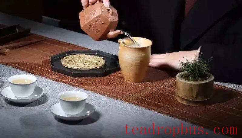 The Experts' Secret Formula for Nourishing a Purple Clay Teapot: Simple Yet Effective-5