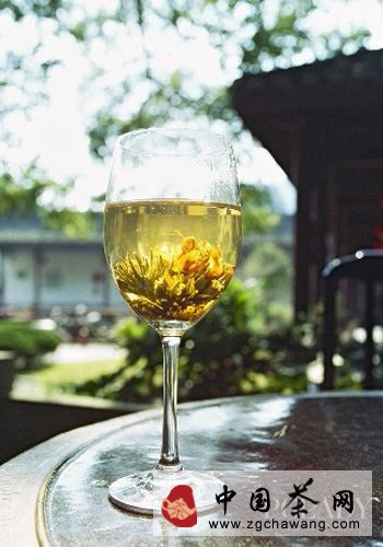 The efficacy, functions, and contraindications of white tea