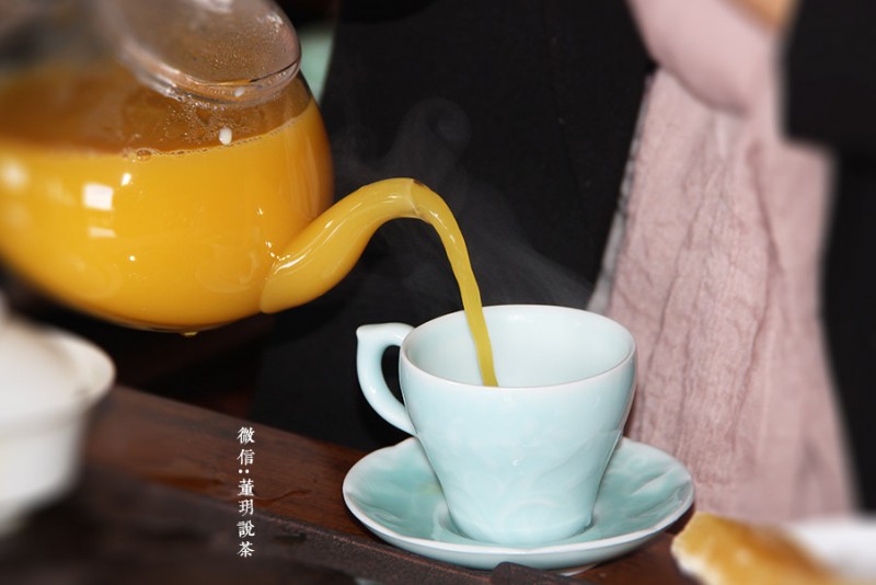 7 Pouring into Cup
